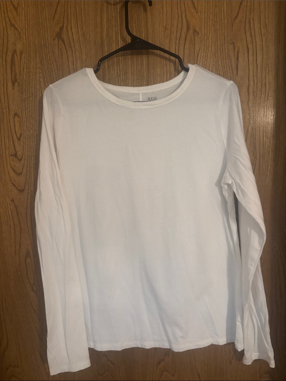 a.n.a White Long Sleeve Crewneck Tee for Women
